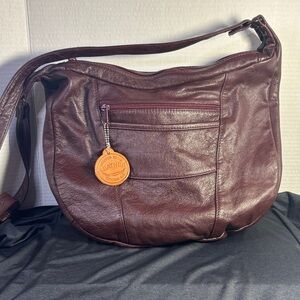 Elegant Burgundy Leather Shoulder Bag